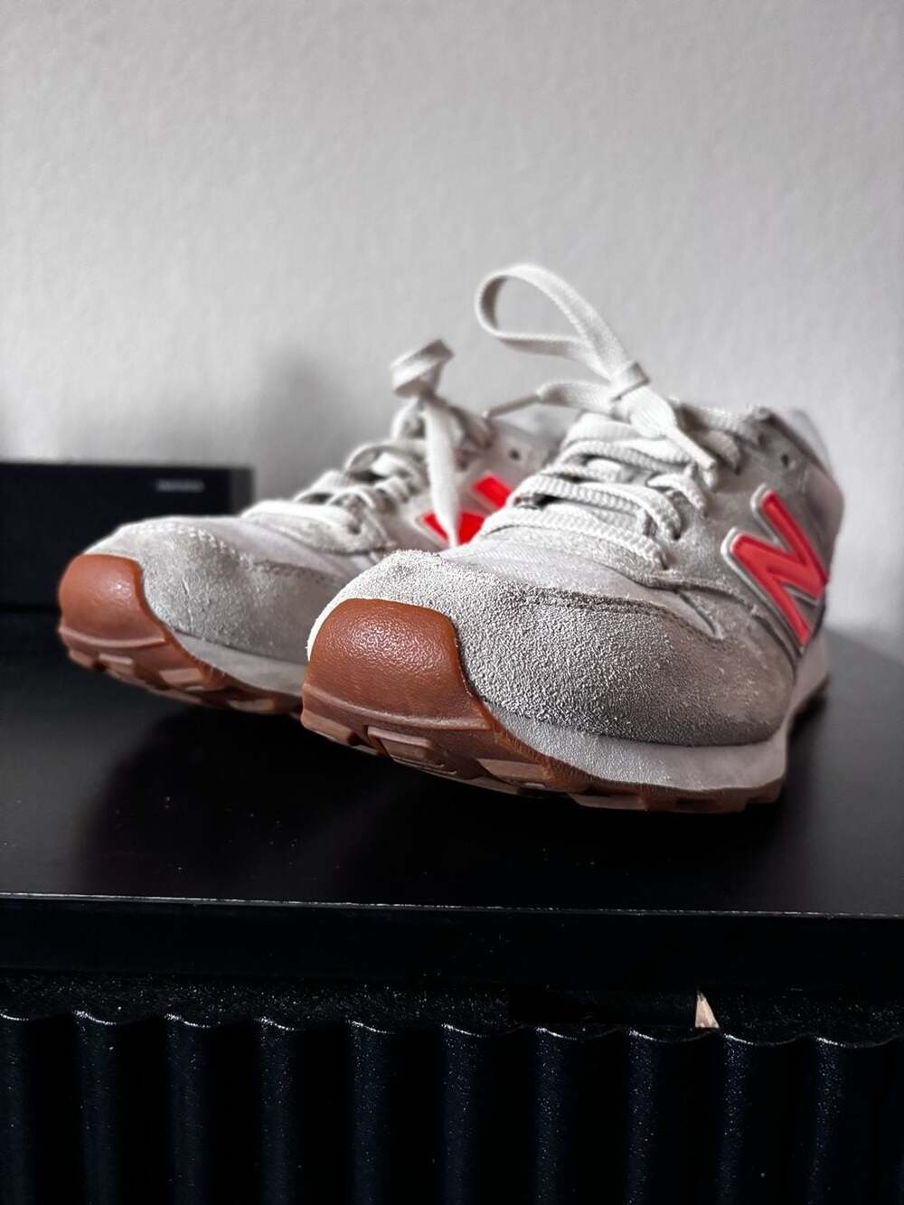 New Balance 696 J.Crew Edition Women's Sneakers WL696JC6 Grey Red Gum